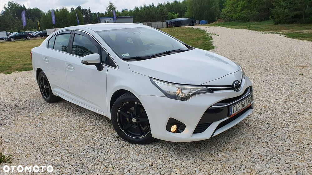 Toyota Avensis - 4