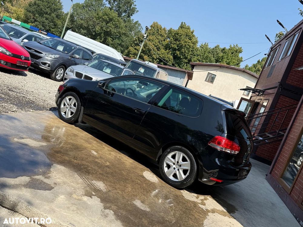 Volkswagen Golf 1.4 Comfortline - 32