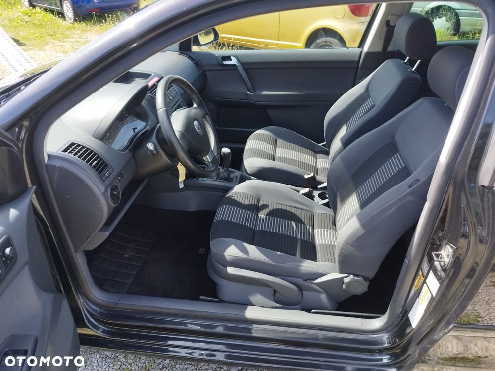 Volkswagen Polo - 13