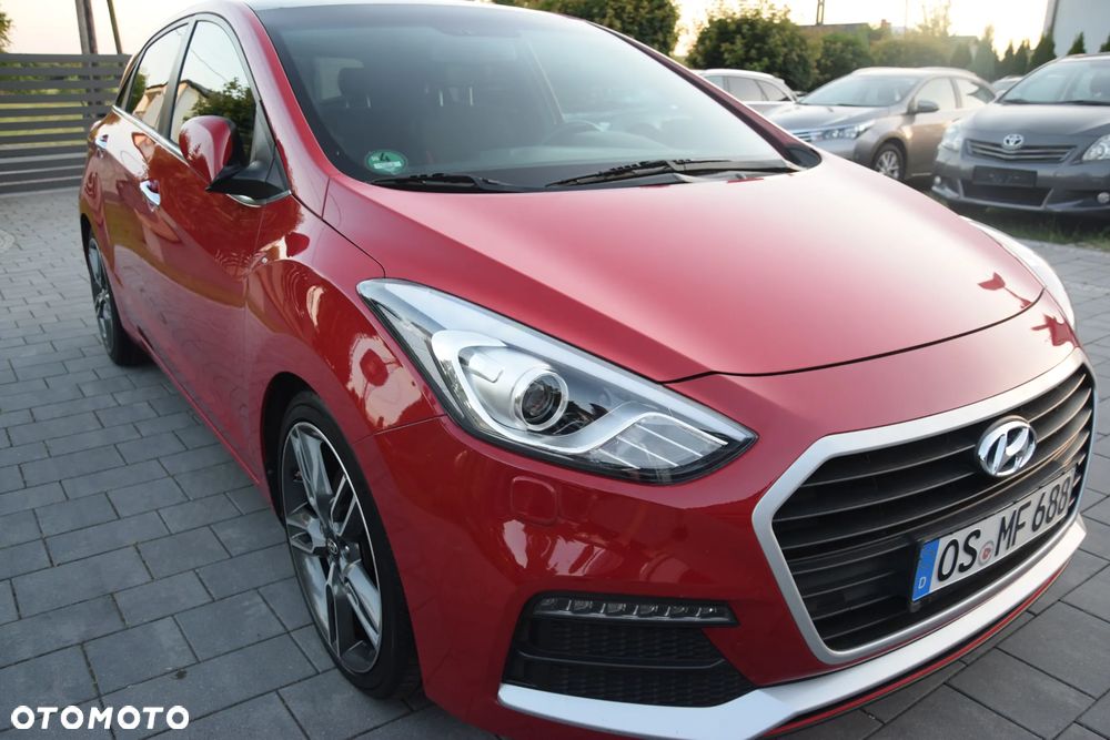 Hyundai i30 1.6 T GDI Turbo - 12