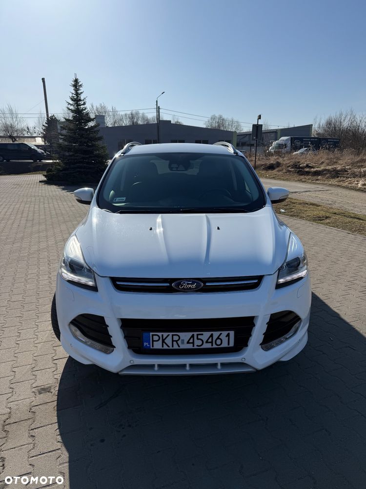 Ford Kuga 2.0 TDCi 4WD Titanium - 4