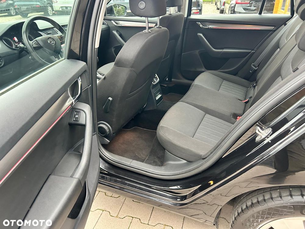 Skoda Octavia 1.5 TSI ACT Ambition DSG - 24