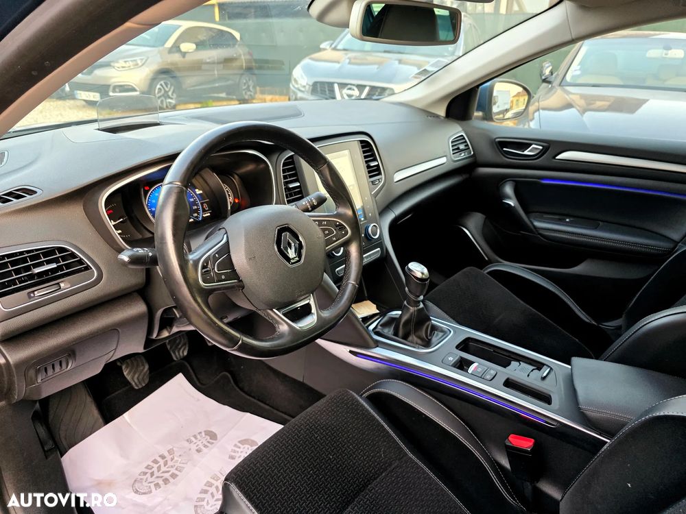 Renault Megane ENERGY dCi 130 GT LINE - 23