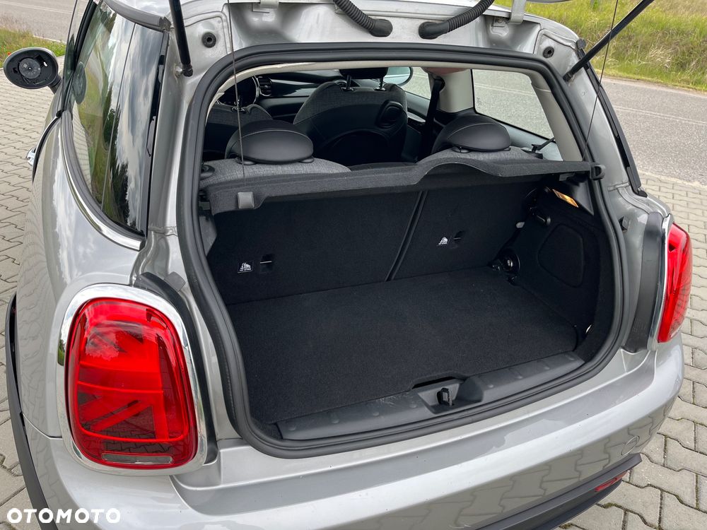 MINI Cooper SE - 13
