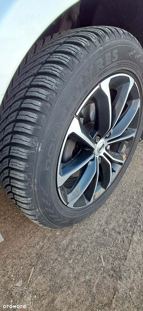 Volvo V60 D4 Momentum Pro - 22