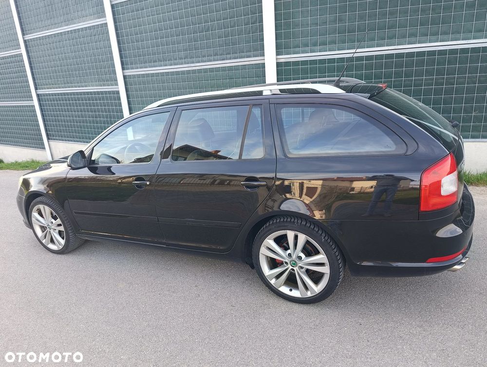 Skoda Octavia 2.0 TDI DPF RS - 10
