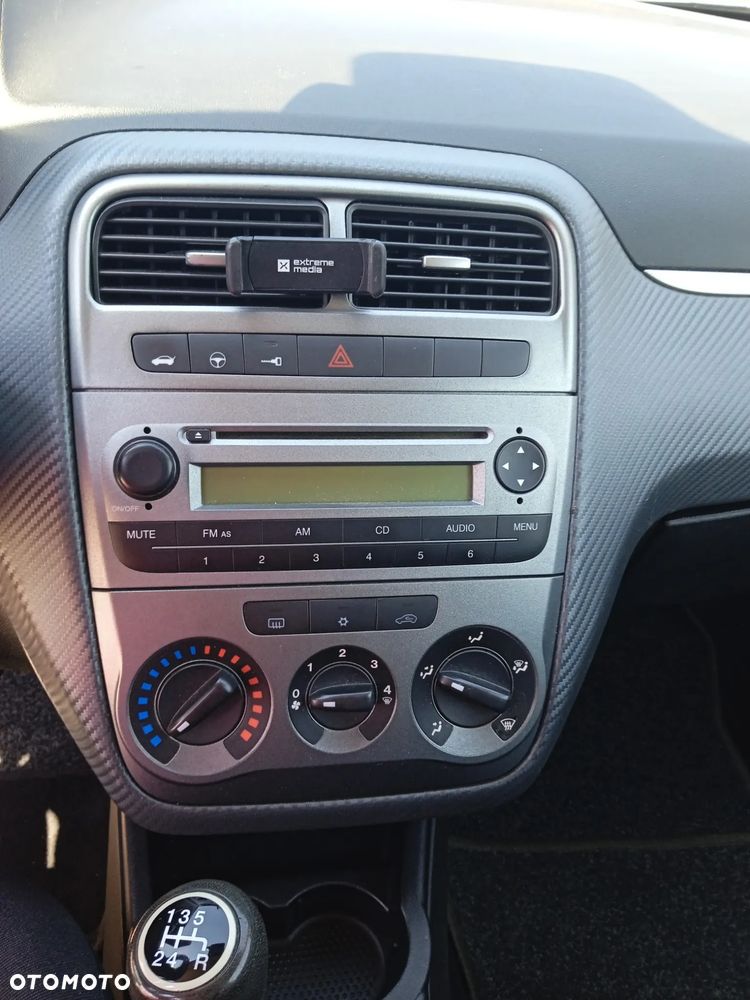Fiat Grande Punto - 6