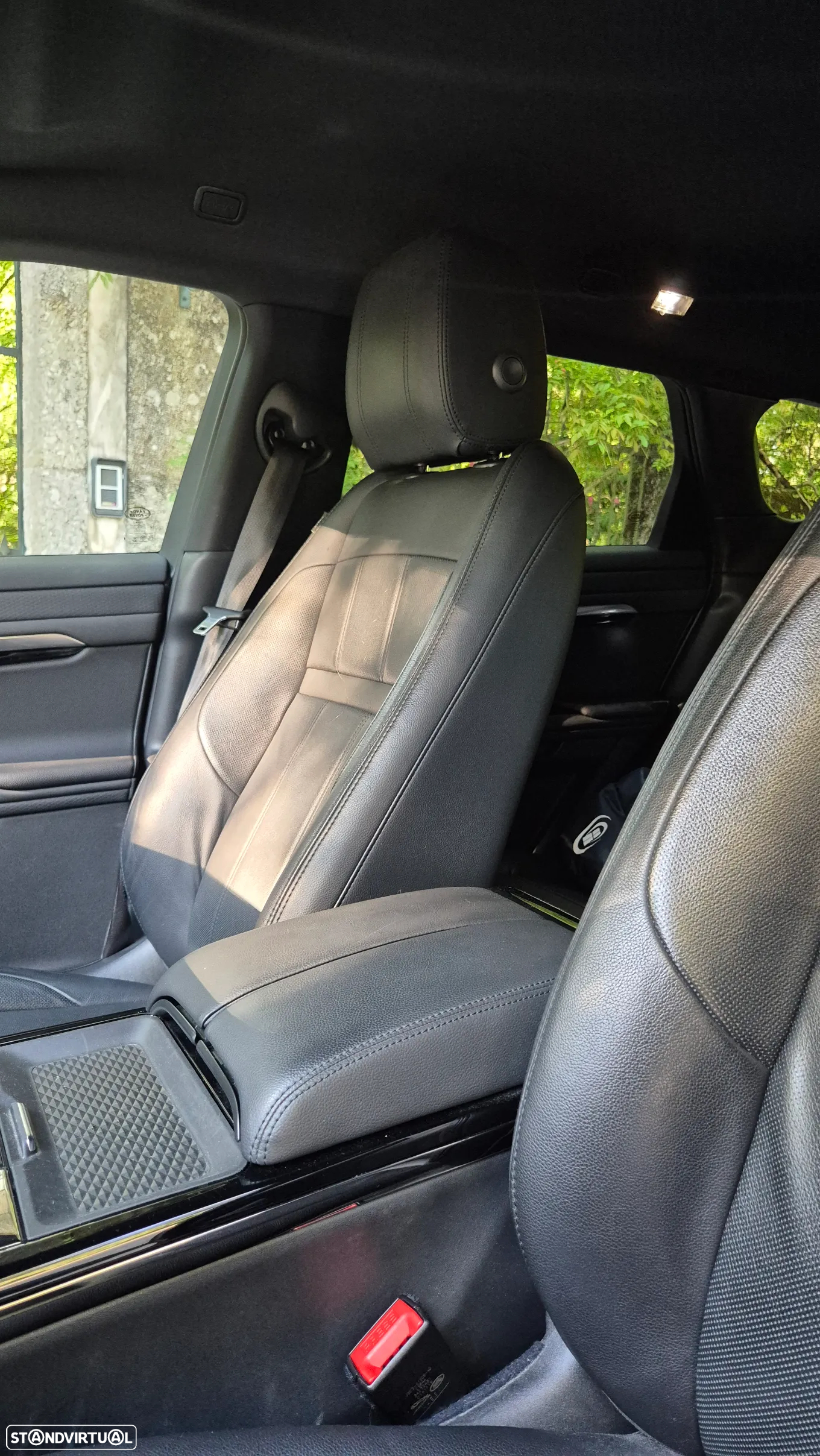 Land Rover Range Rover Evoque 2.0 D150 AWD S Auto - 10