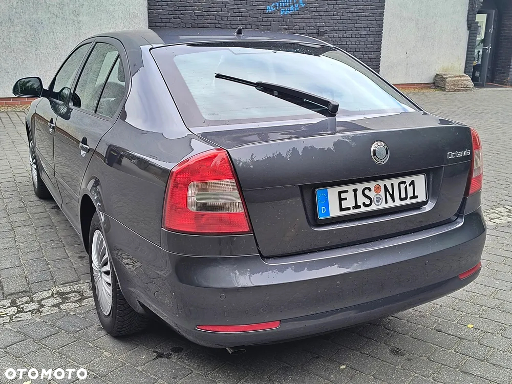 Skoda Octavia 1.6 Active - 6