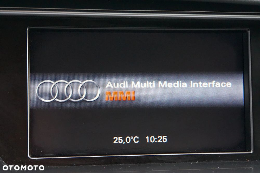 Audi A4 Avant 2.0 TDI DPF clean diesel S line Sportpaket - 34