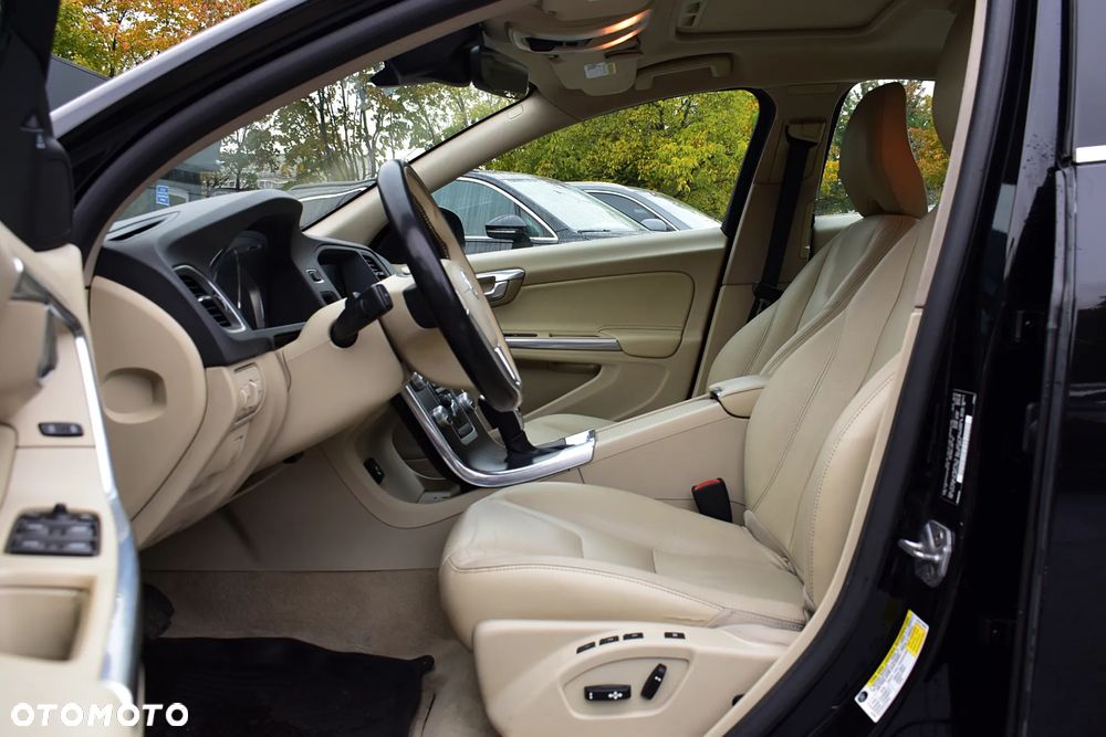 Volvo S60 2.5 T5 - 5