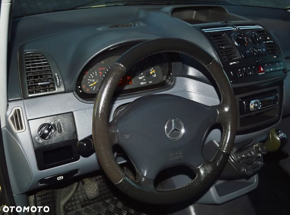 Mercedes-Benz Vito - 30