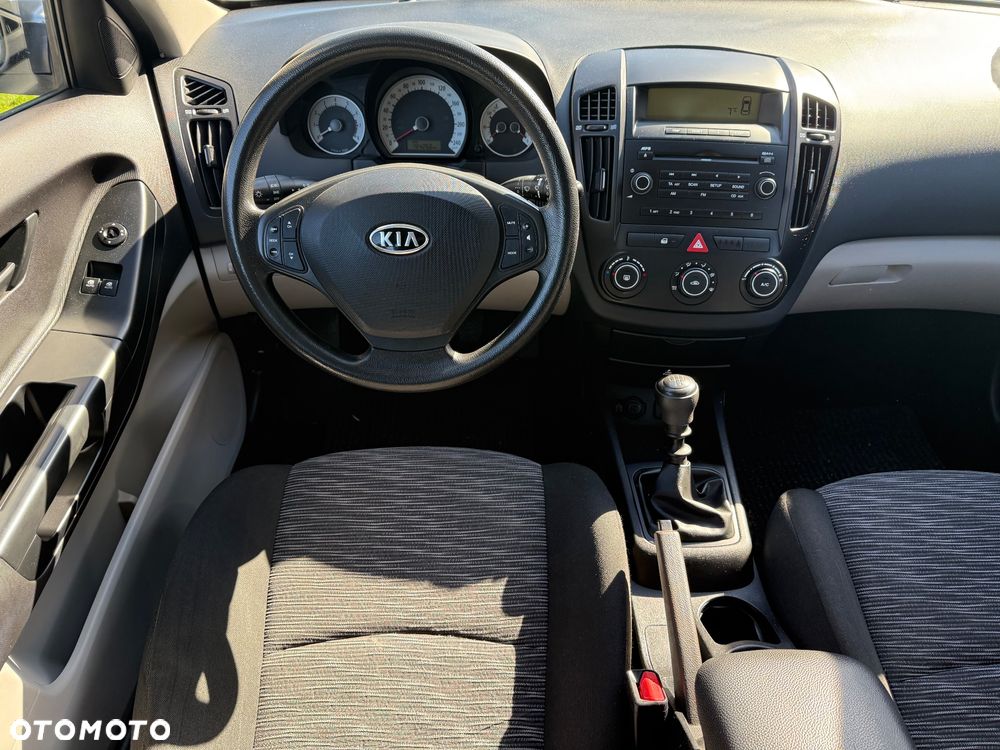Kia ProCeed 1.6 CVVT EX - 12