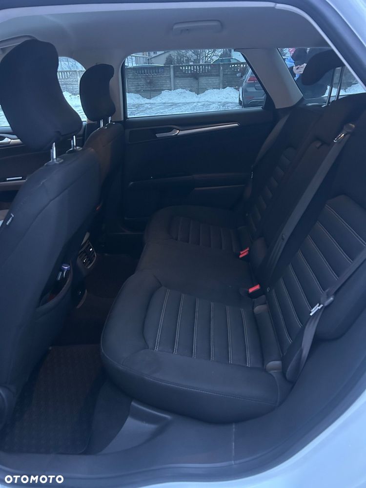 Ford Mondeo SW 2.0 TDCi Titanium PowerShift - 9