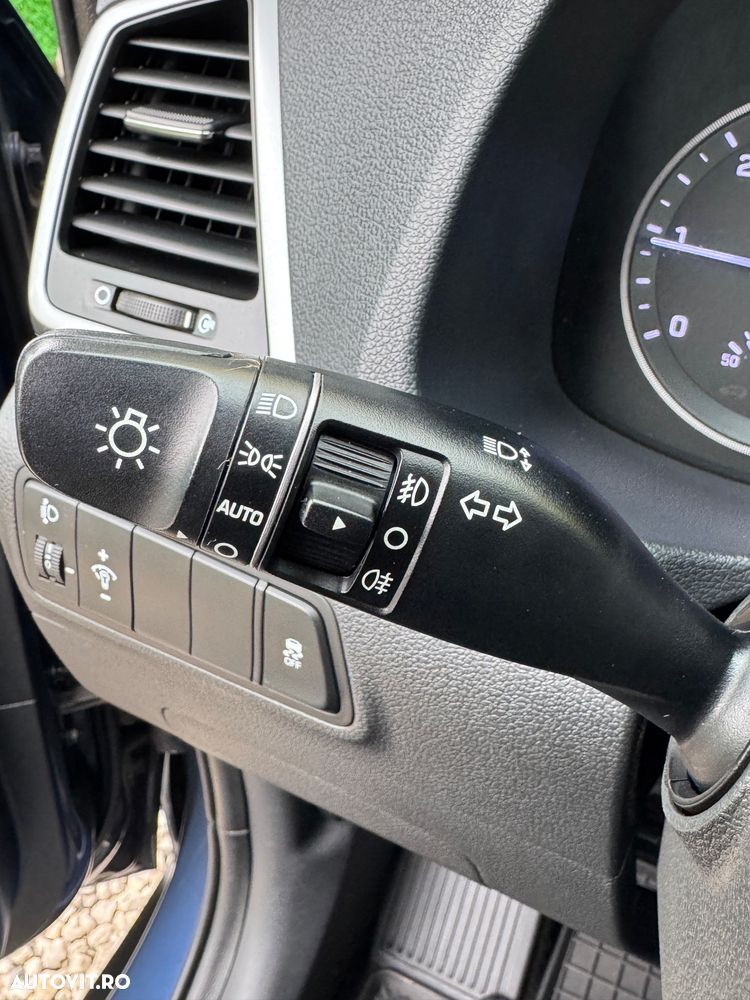 Hyundai Tucson blue 1.7 CRDi 2WD Advantage - 18