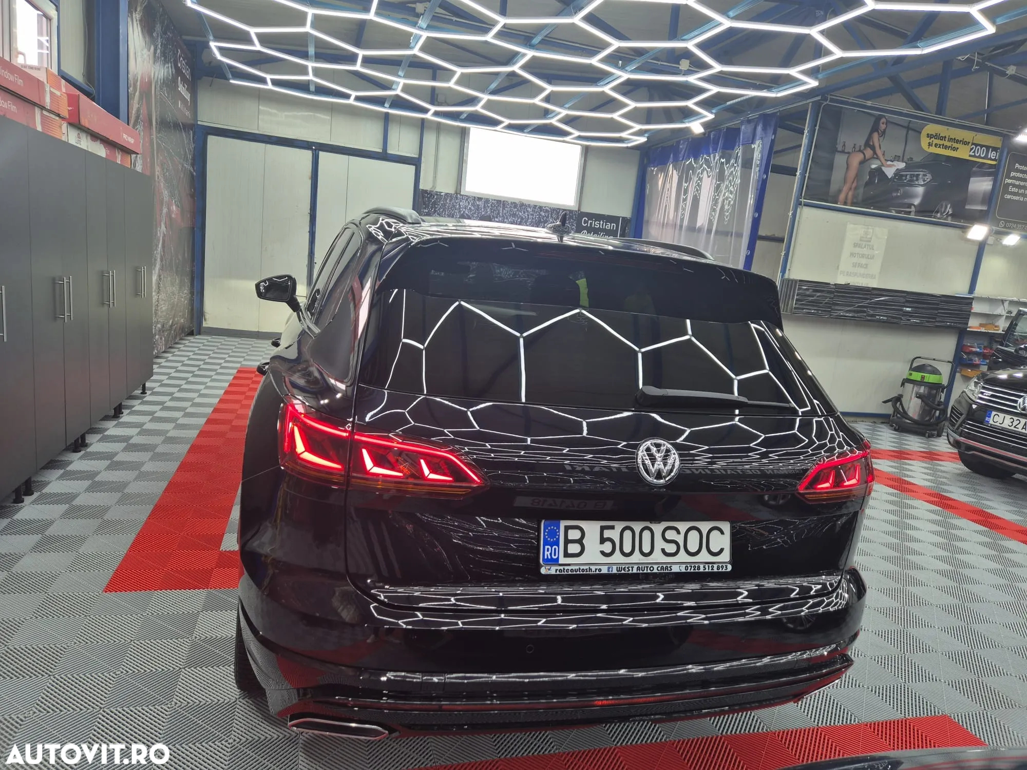 Volkswagen Touareg 3.0 V6 TDI 4Motion DPF Automatik R-Line - 2