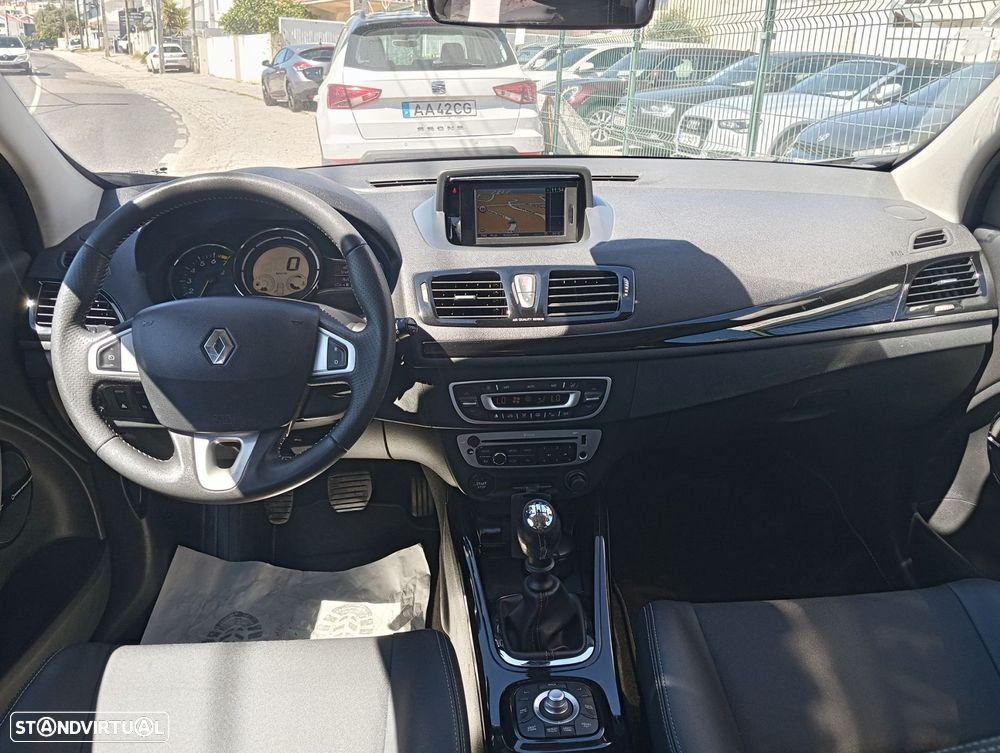 Renault Mégane ENERGY TCe 115 Start & Stop Bose Edition - 14