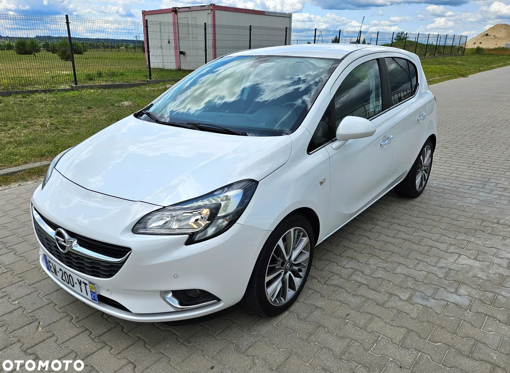 Opel Corsa 1.4 T Cosmo S&S - 13
