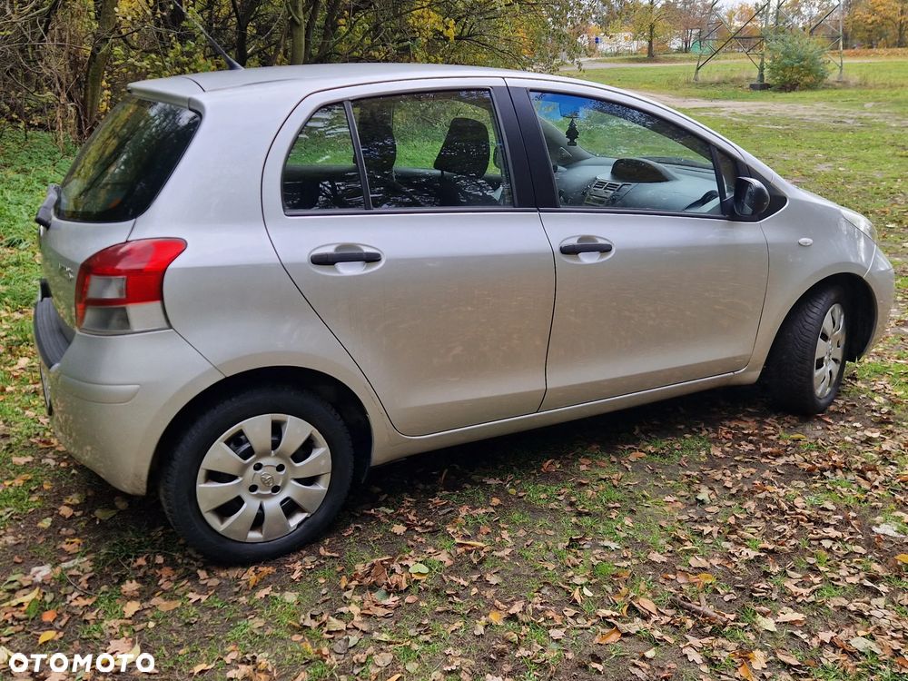 Toyota Yaris 1.33 Prestige - 5