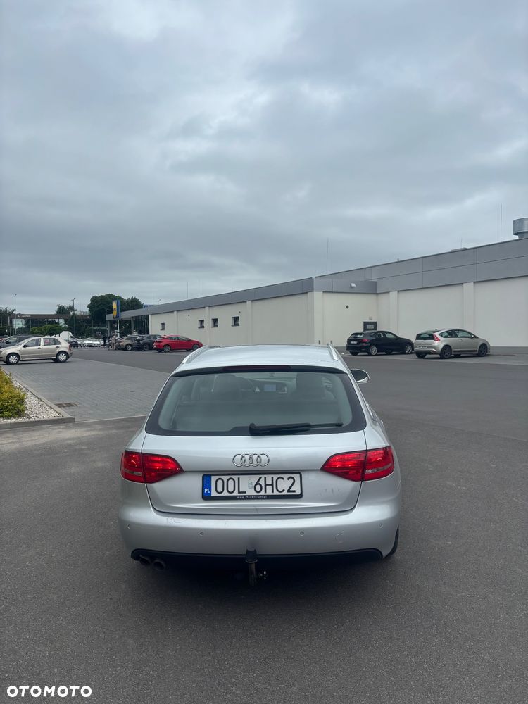 Audi A4 Avant 2.0 TDI - 9