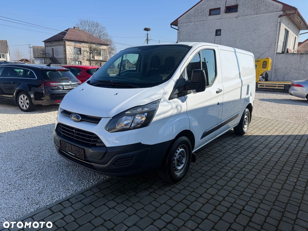 Ford TRANSIT CUSTOM - 1