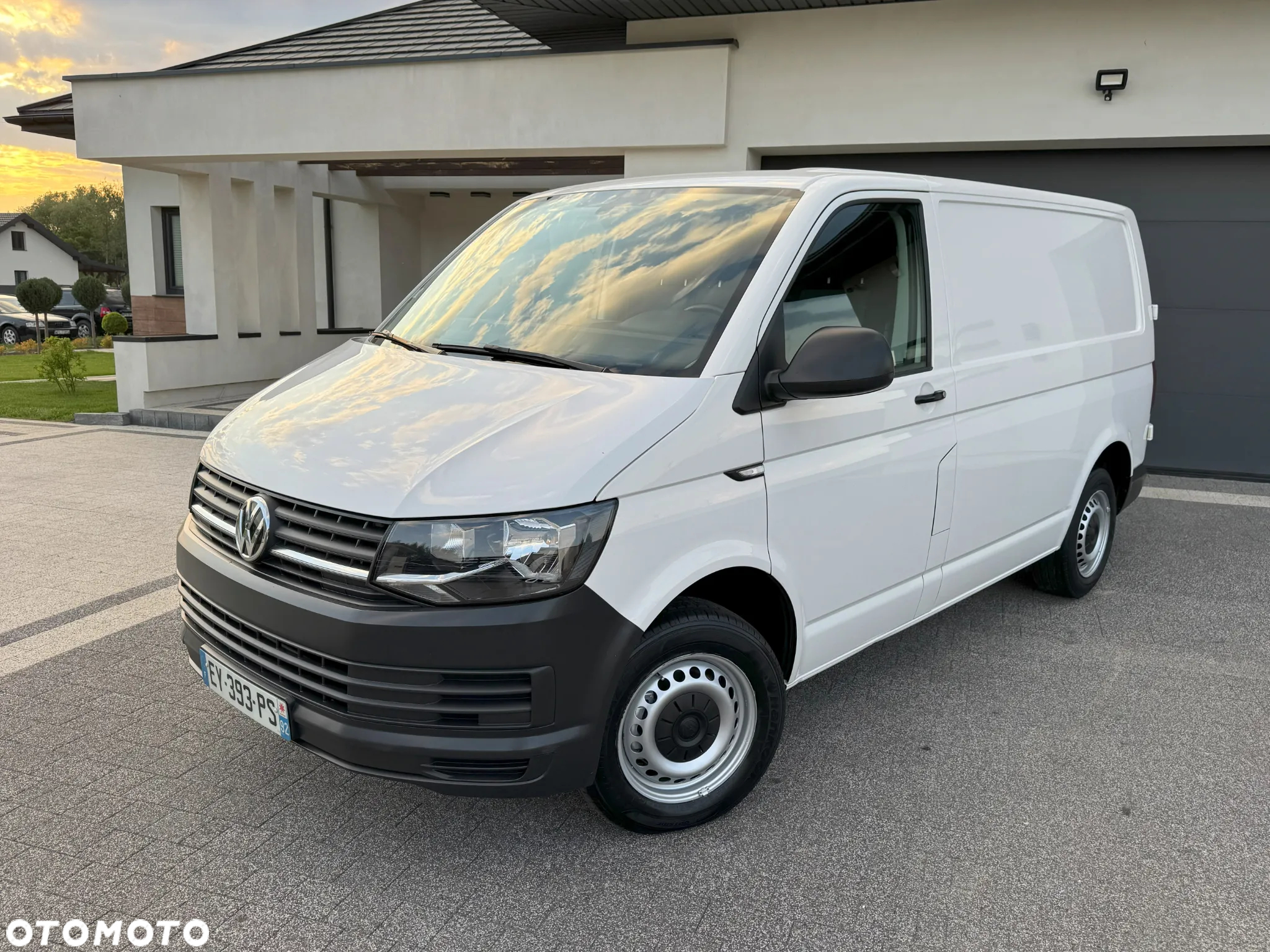Volkswagen Transporter - 3