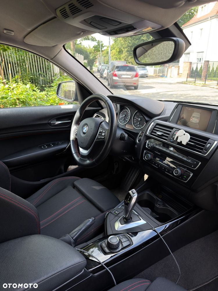 BMW Seria 1 120i Sport Line - 22