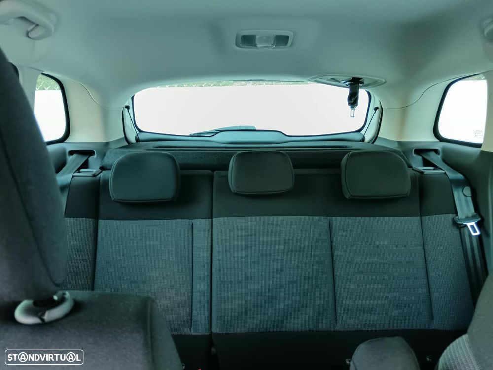 Citroën C3 Aircross 1.2 PureTech Shine - 13