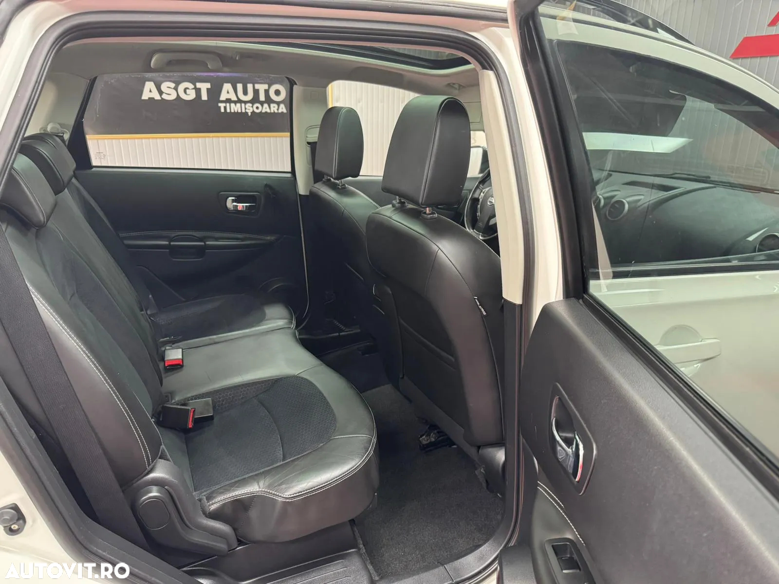 Nissan Qashqai+2 - 14