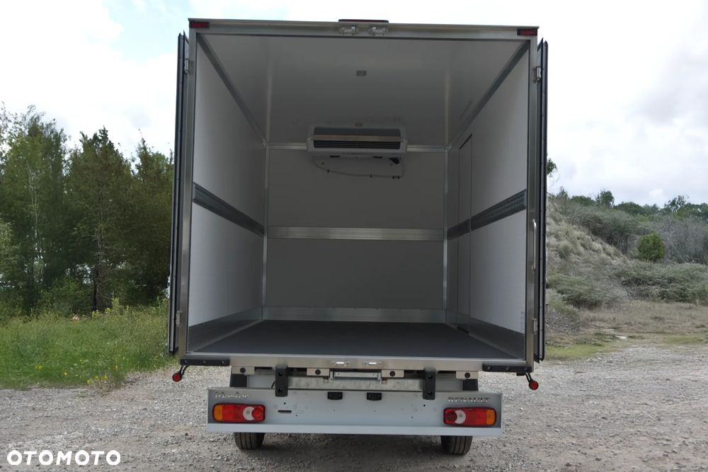 Renault Master Kontener 8EP 2.0 170KM Izoterma Chłodnia - 7