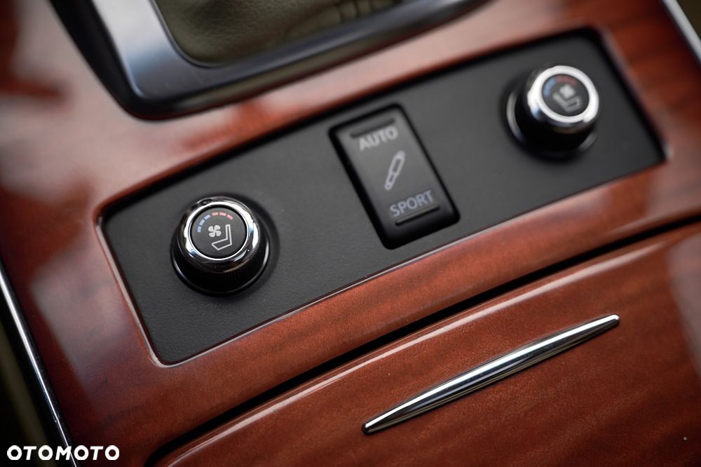 Infiniti QX70 3.0d S - 39