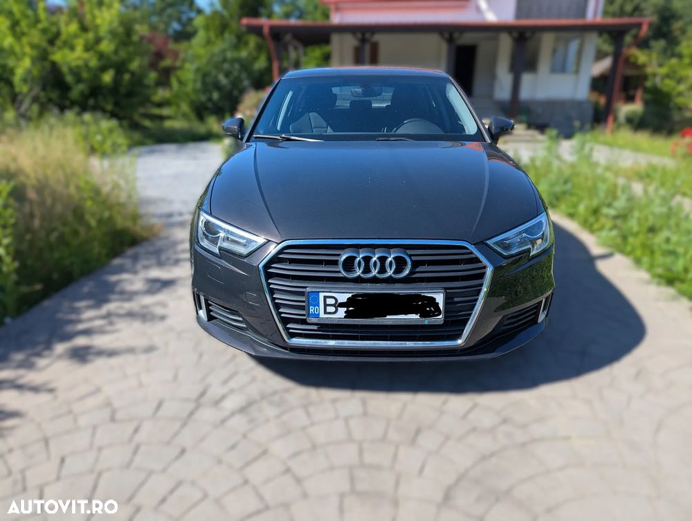 Audi A3 1.6 TDI S tronic Sport - 12