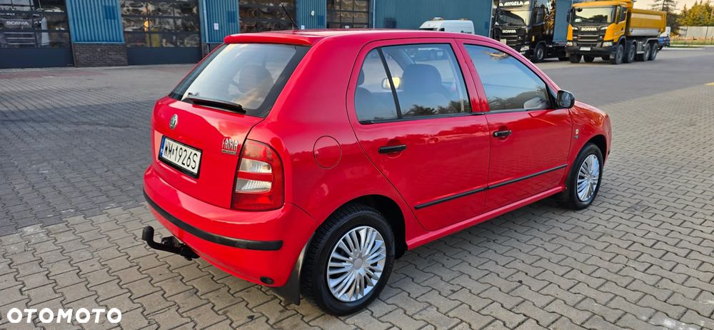 Skoda Fabia - 4
