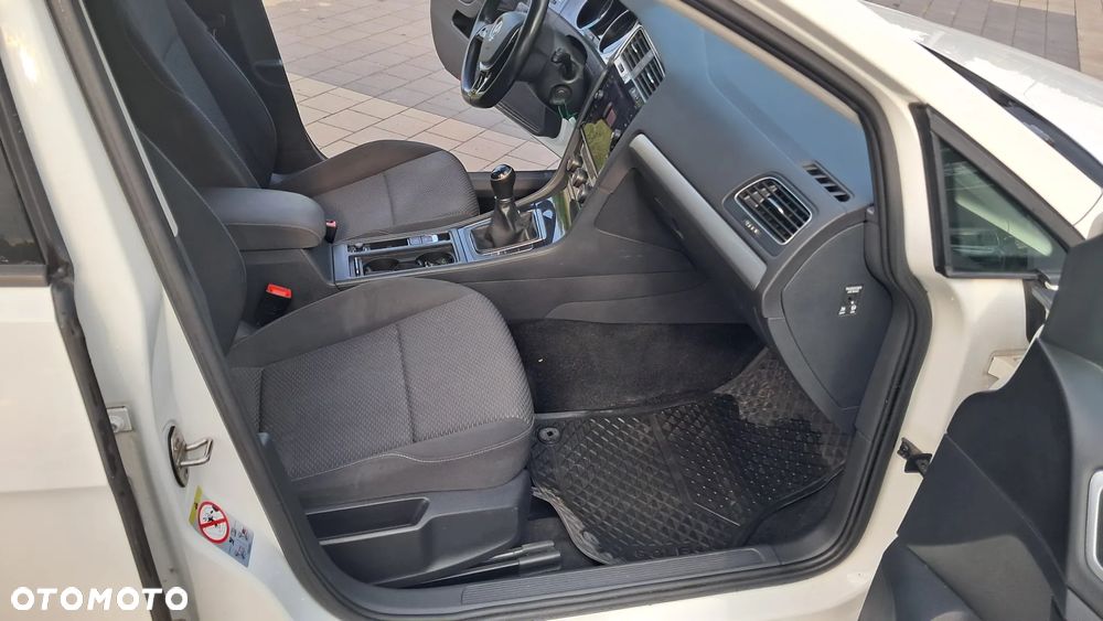 Volkswagen Golf 1.6 TDI BMT Trendline - 17