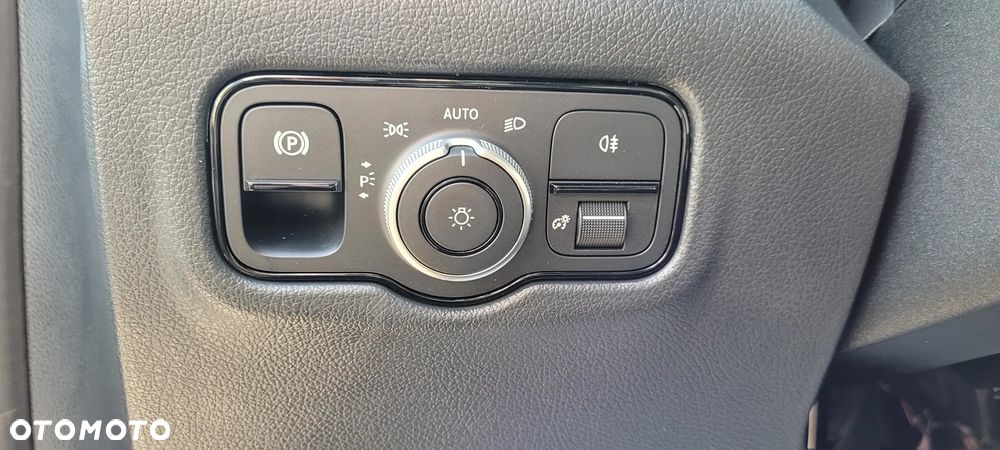Mercedes-Benz Vito furgon 114 PRO ekstradługi - 13