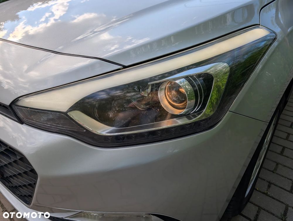 Hyundai i20 - 8