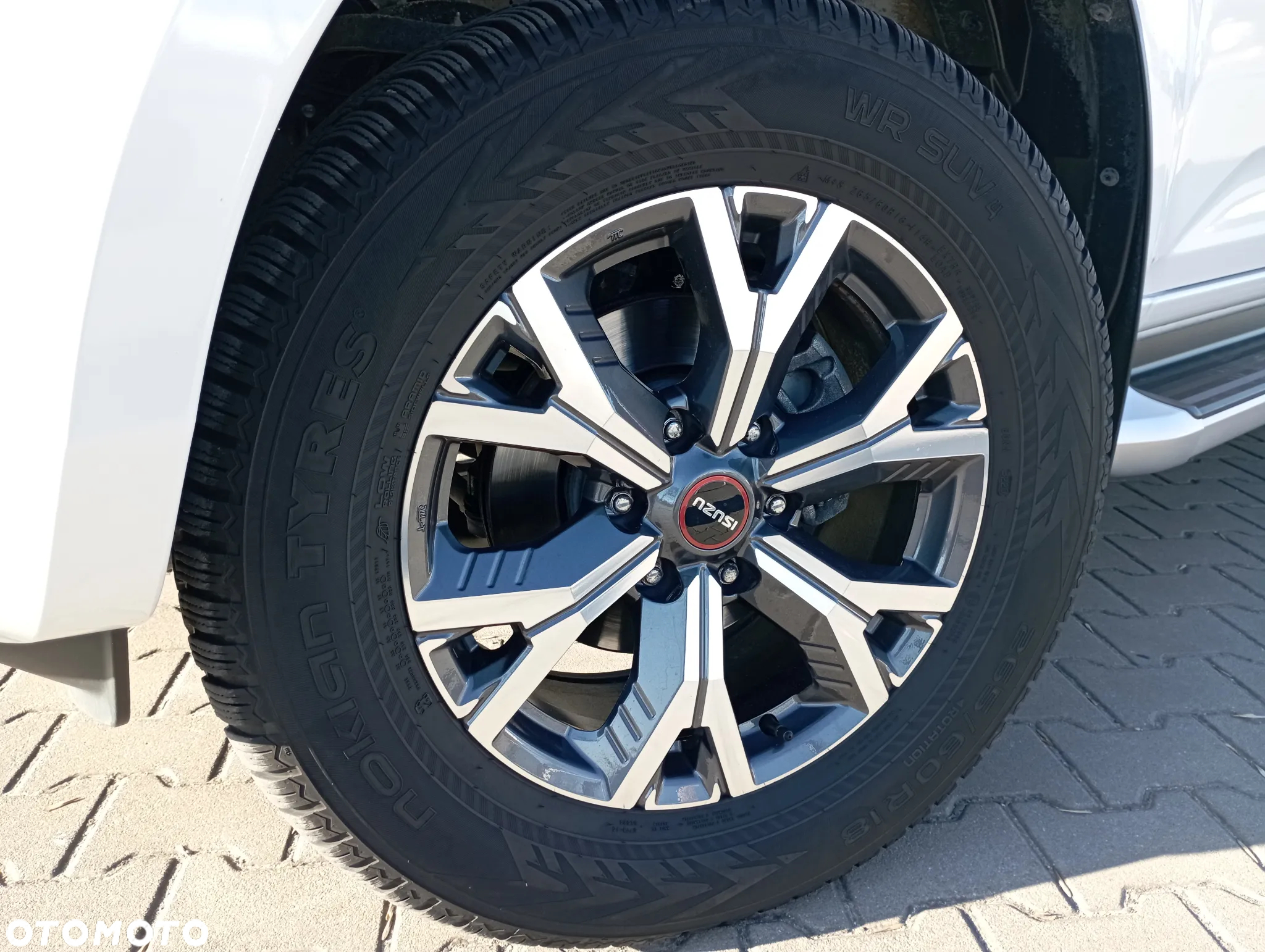 Isuzu D-Max 1.9 DC LSX - 37