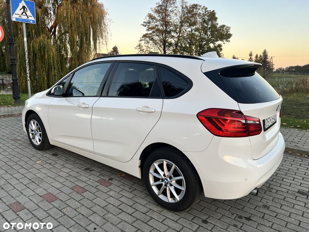 BMW 220I Active Tourer 2017 photo 5