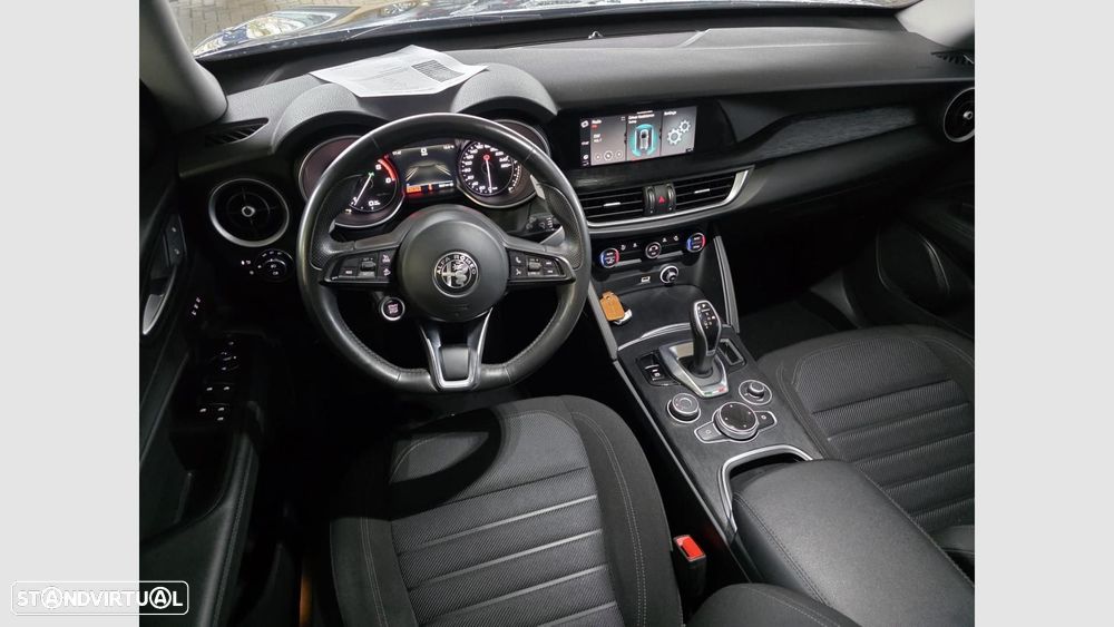 Alfa Romeo Stelvio 2.2 D Super AT8 — fotografia 12