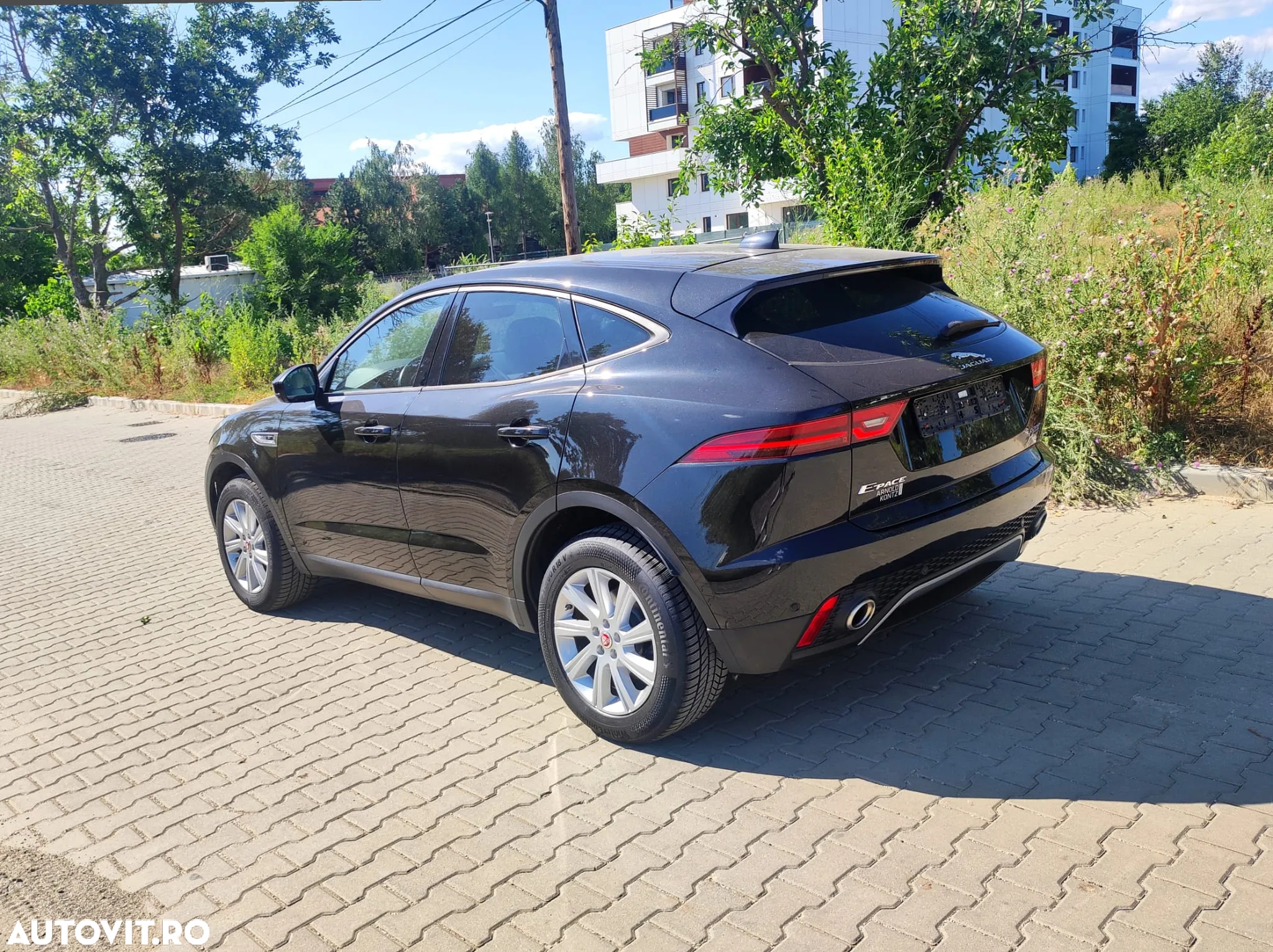 Jaguar E-Pace P200 AWD S - 9