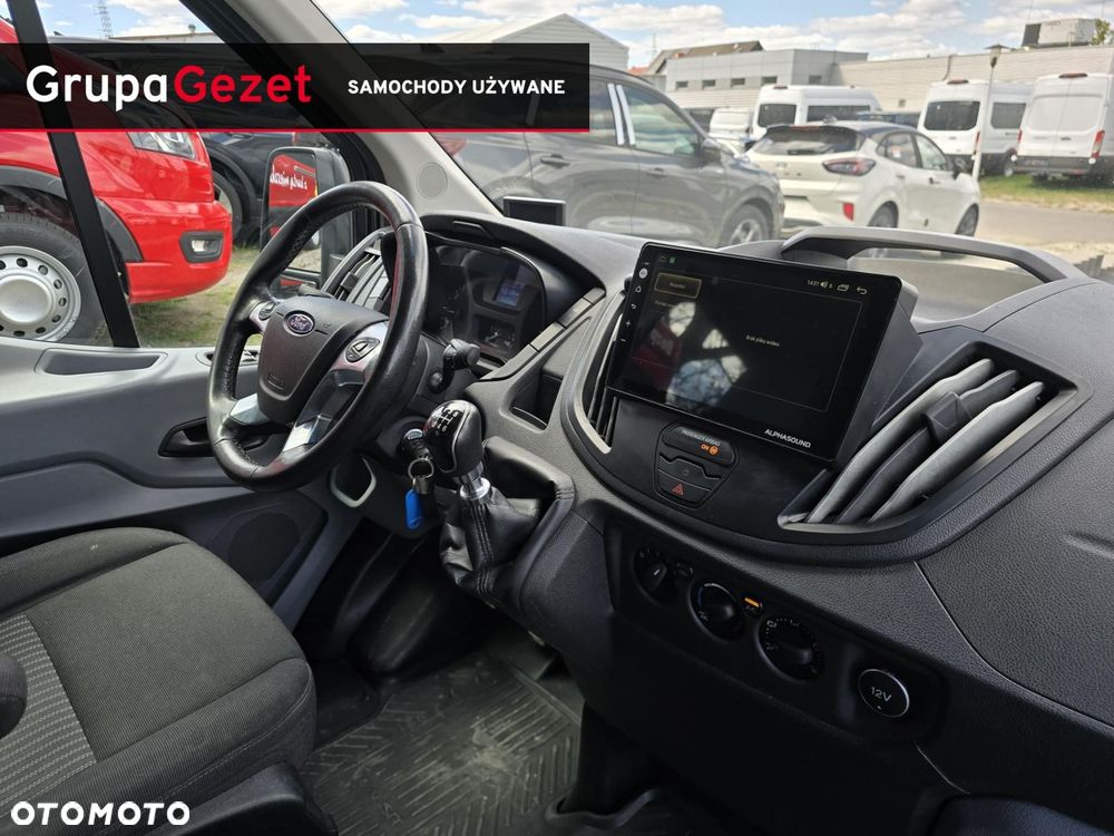 Ford Transit - 30