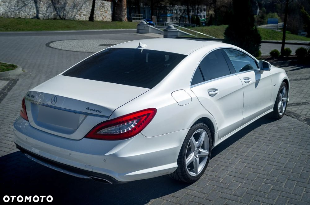 Mercedes-Benz CLS 500 4-Matic BlueEff - 7