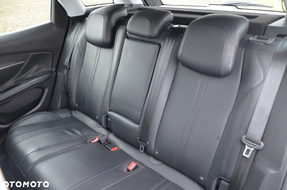 Peugeot 3008 - 40