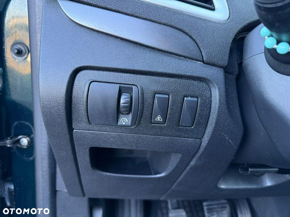 Renault Grand Scenic - 23