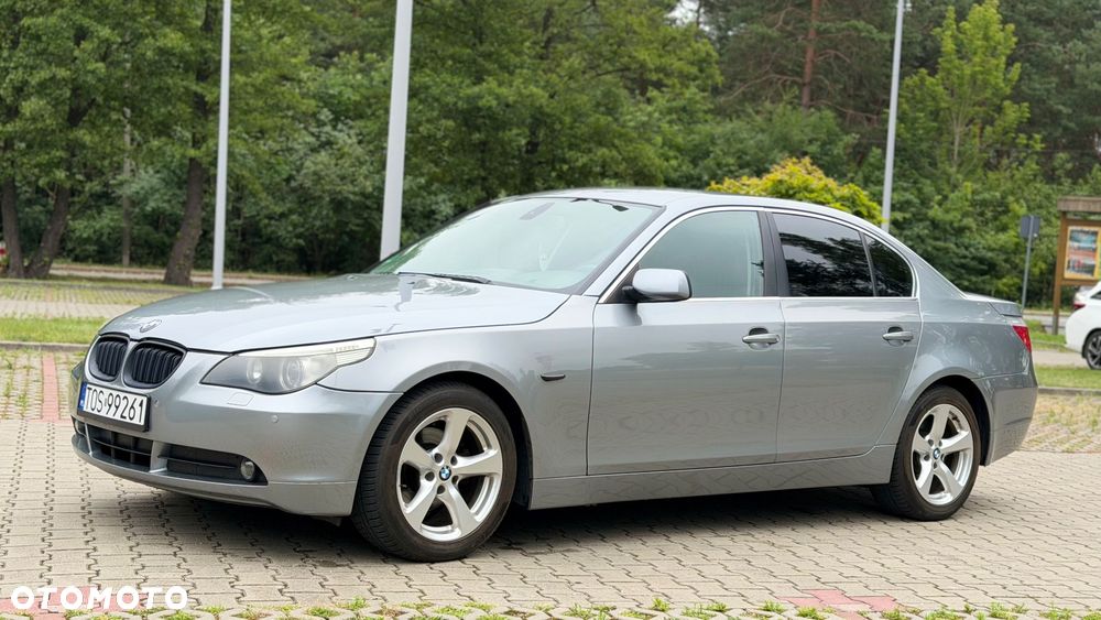 BMW Seria 5 520i - 15