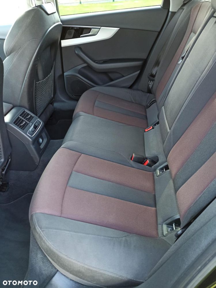 Audi A4 Avant 35 TDI S tronic - 13