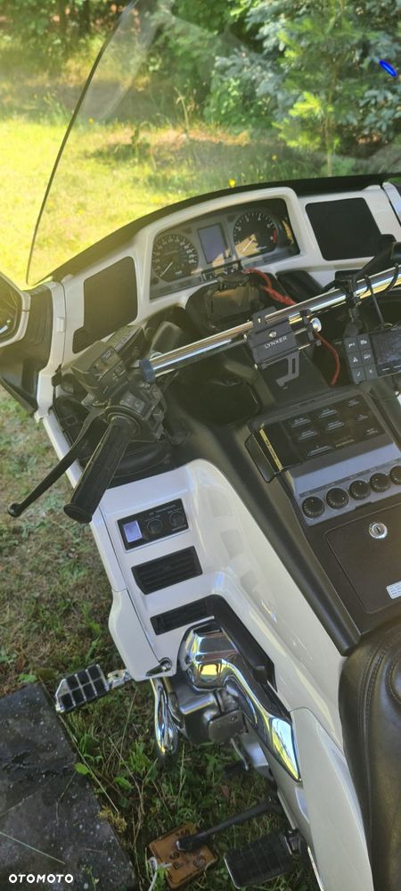 Honda GL - 12