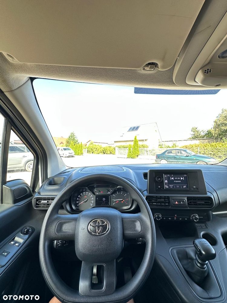 Toyota ProAce - 25