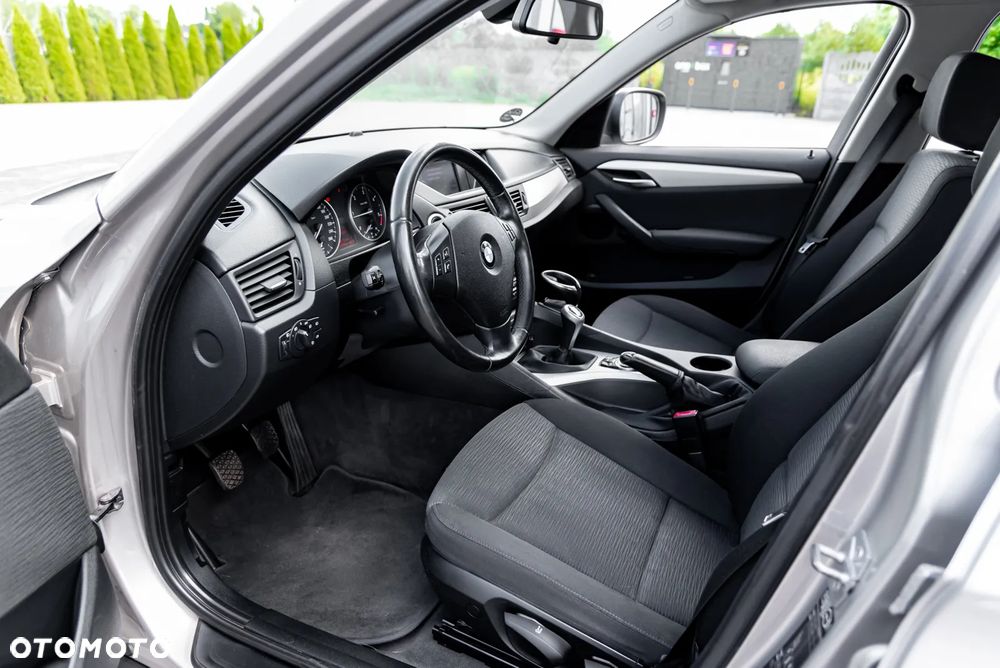 BMW X1 sDrive18d - 16