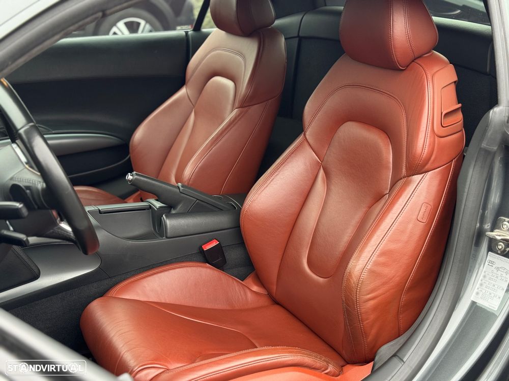 Audi R8 Coupé 4.2 FSI quattro R tronic - 19